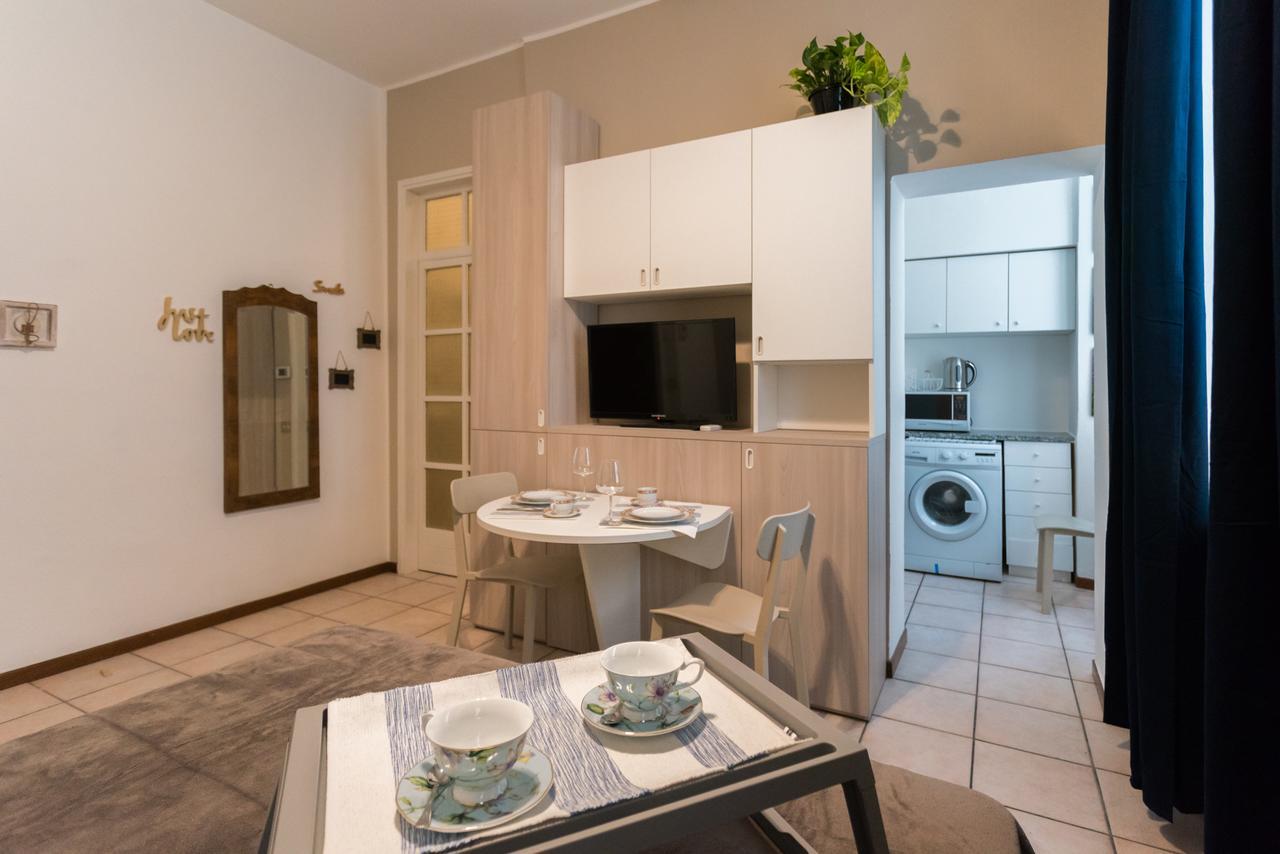 Love & Smile Apartment By Rent All Como Exterior photo