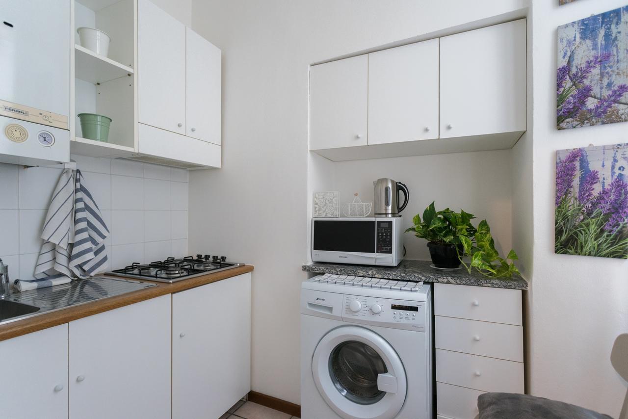 Love & Smile Apartment By Rent All Como Exterior photo
