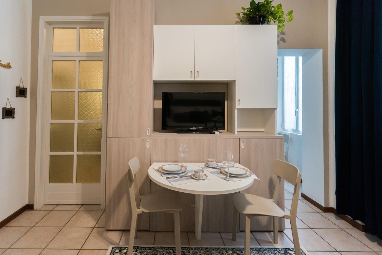 Love & Smile Apartment By Rent All Como Exterior photo