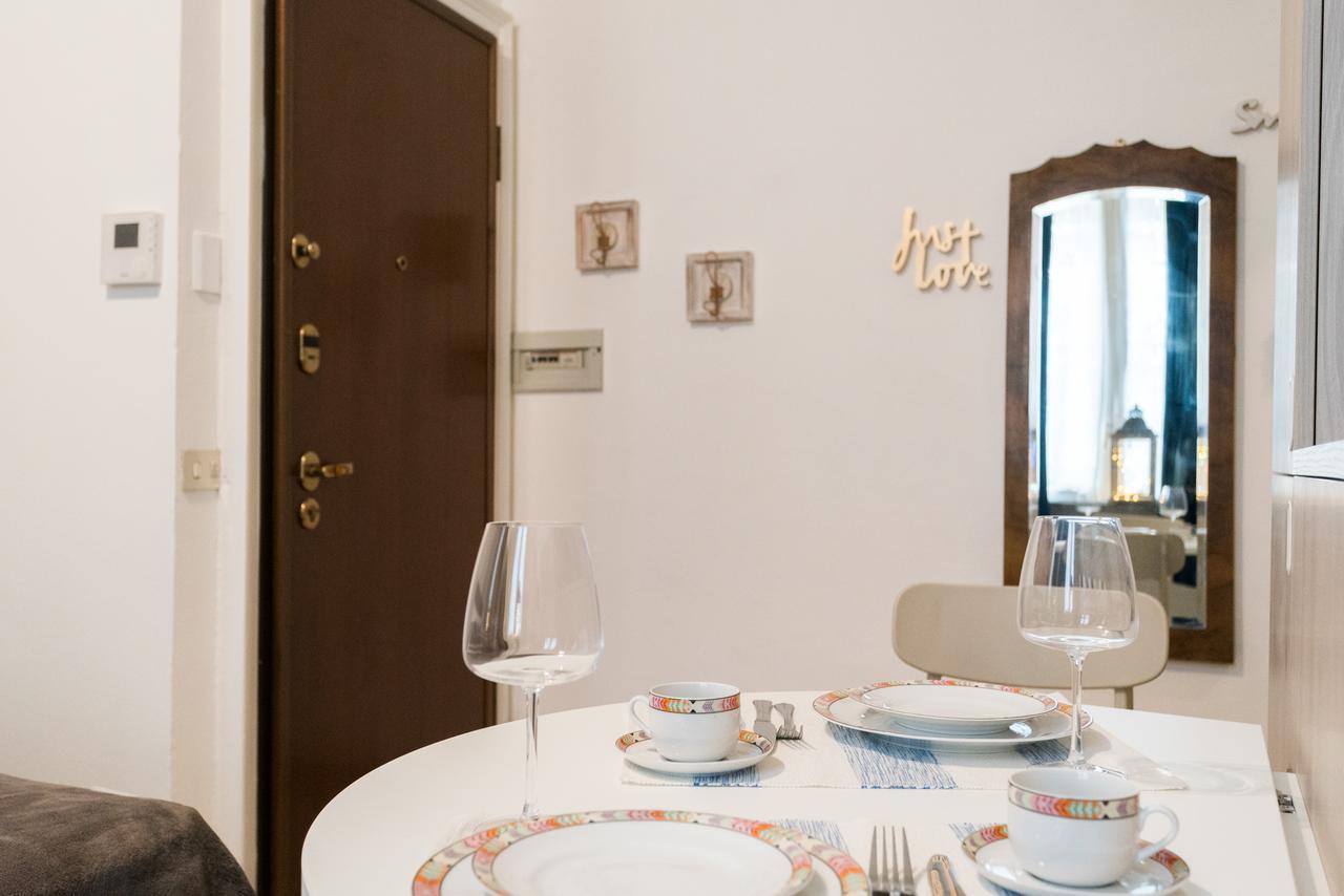 Love & Smile Apartment By Rent All Como Exterior photo